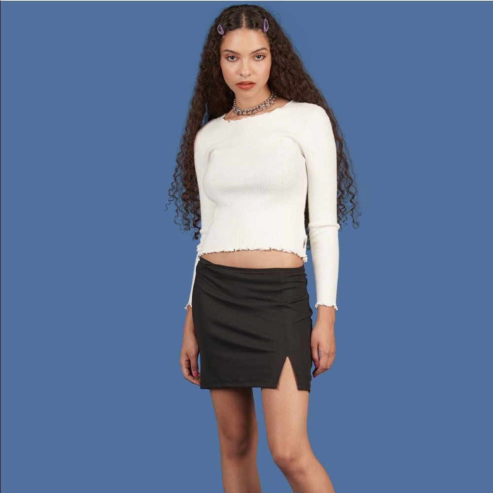 UNIF Gummy Long Sleeve